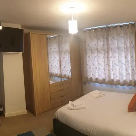 Сasa de vacaciones Stunning 5 Bed 3 Bathroom In Headingley Leeds (West Yorkshire)