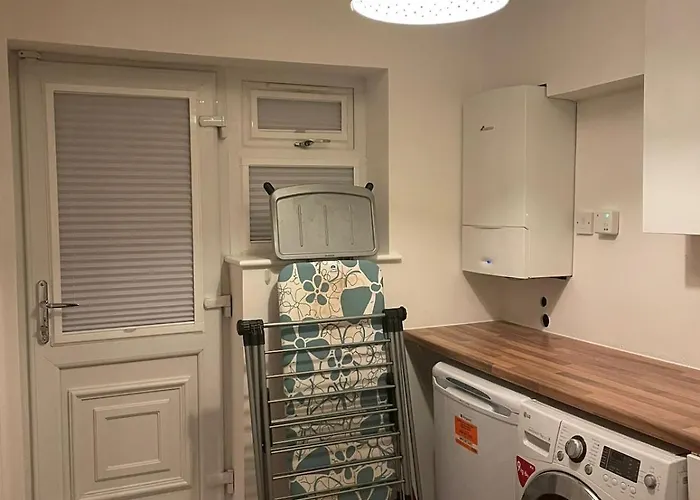 Stunning 5 Bed 3 Bathroom In Headingley Сasa de vacaciones